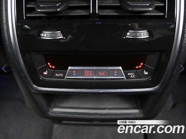 BMW X6 2022 — photo 16