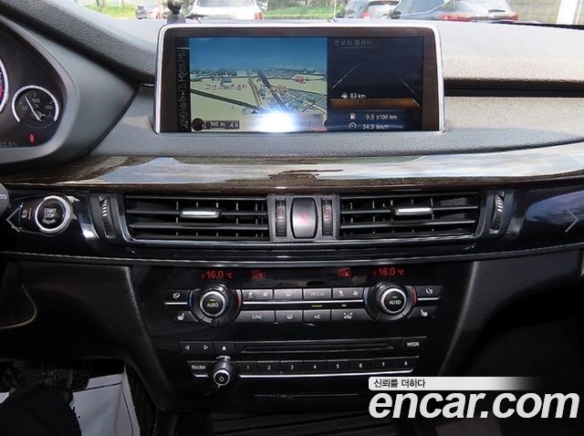 BMW X5 2014 — photo 14