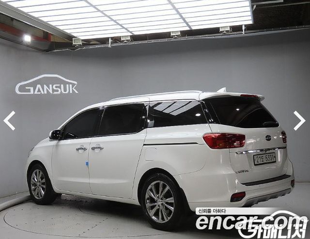 Kia Canival 2019 — photo 3