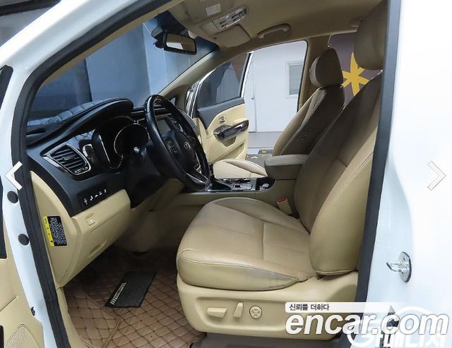 Kia Canival 2019 — photo 14