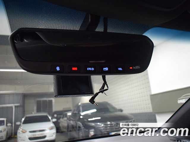 Hyundai Veloster 2018 — photo 10