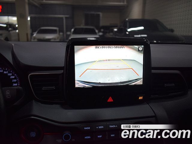 Hyundai Veloster 2018 — photo 12