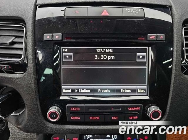 Volkswagen Touareg 2014 — photo 13