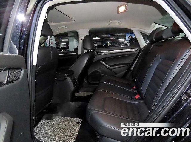 Volkswagen Passat 2018 — photo 6