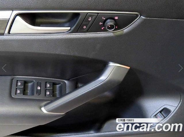 Volkswagen Passat 2018 — photo 13