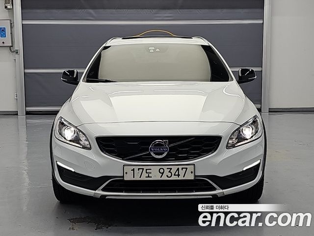 Volvo V60 2018 — photo 3