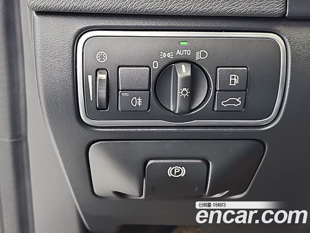 Volvo V60 2018 — photo 16