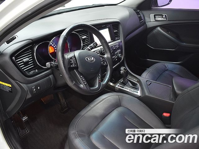 Kia K5 2013 — photo 8