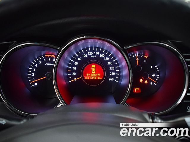 Kia K5 2013 — photo 11