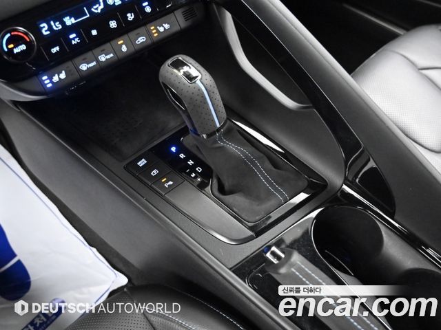 Hyundai AVANTE 2023 — photo 9