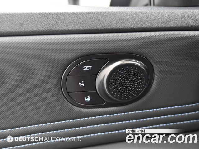 Hyundai AVANTE 2023 — photo 18