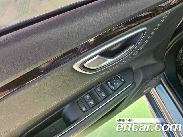 Renault Korea SM6 2019 — photo 18