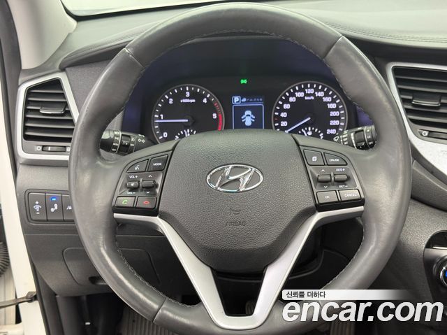 Hyundai Tucson 2016 — photo 11