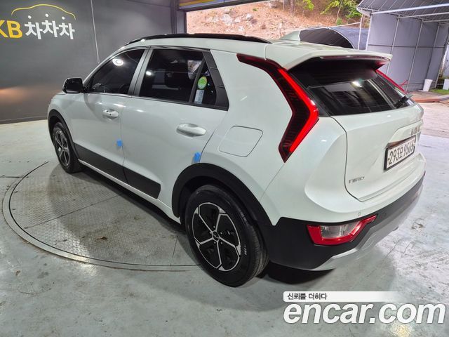 Kia Niro 2022 — photo 4
