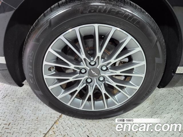 Genesis G80 2022 — photo 8
