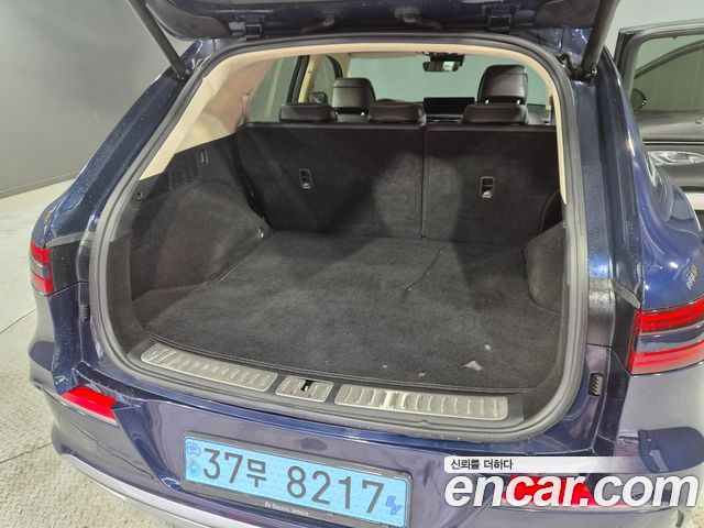 Genesis GV70 2022 — photo 8