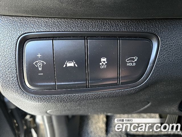 Hyundai Santafe 2019 — photo 11