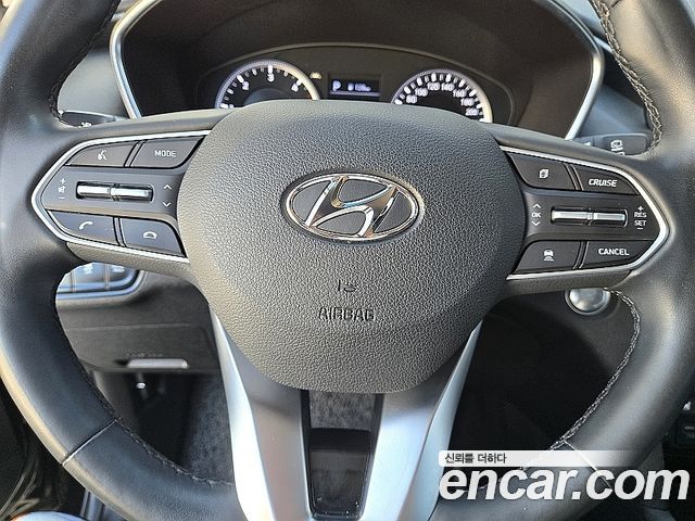 Hyundai Santafe 2019 — photo 13