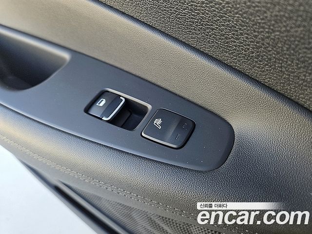 Hyundai Santafe 2019 — photo 16