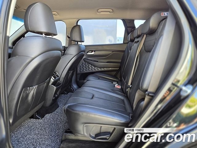 Hyundai Santafe 2019 — photo 18