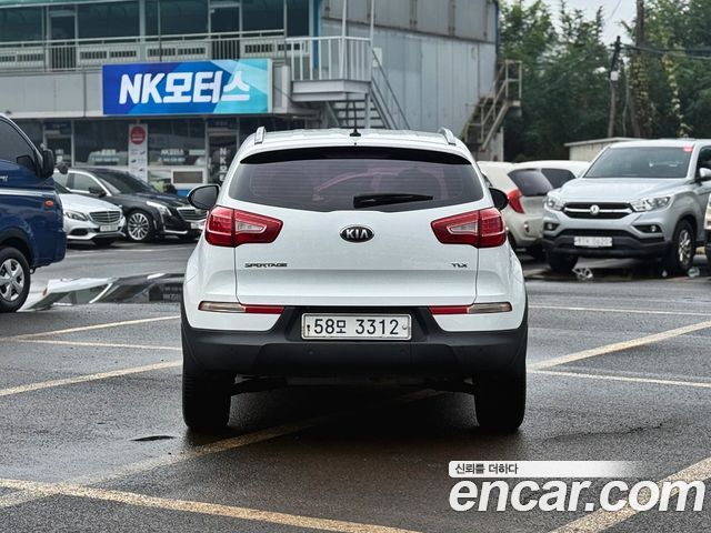 Kia Sportage 2013 — photo 4