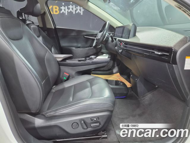 Kia EV6 2022 — photo 11