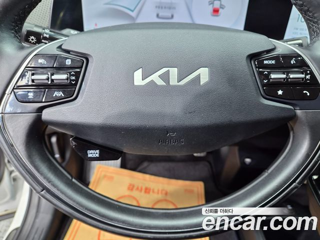 Kia EV6 2022 — photo 14