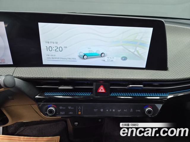 Kia EV6 2022 — photo 16