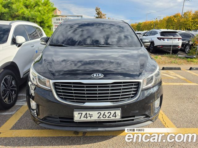 Kia Canival 2016 — photo 1