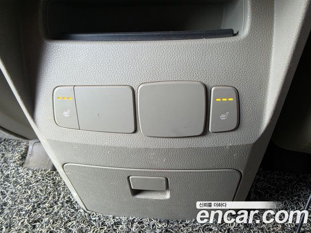Kia Canival 2016 — photo 10