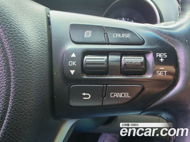 Kia Canival 2016 — photo 12
