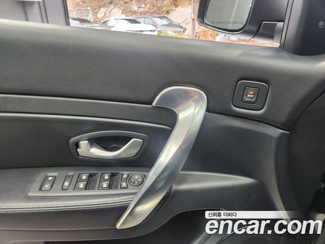 Renault Korea SM5  2014 — photo 14