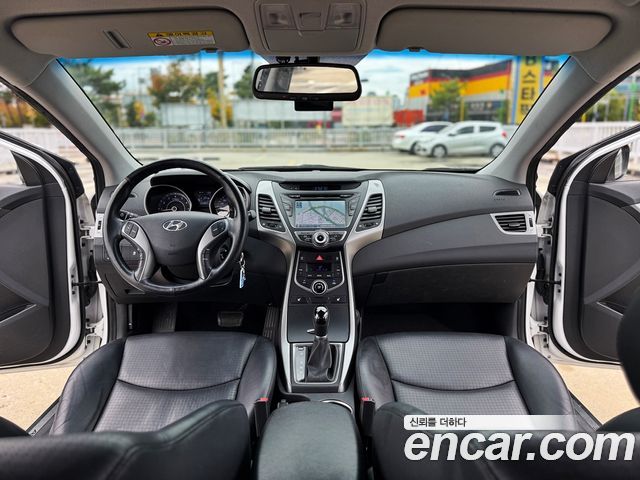 Hyundai AVANTE 2014 — photo 7