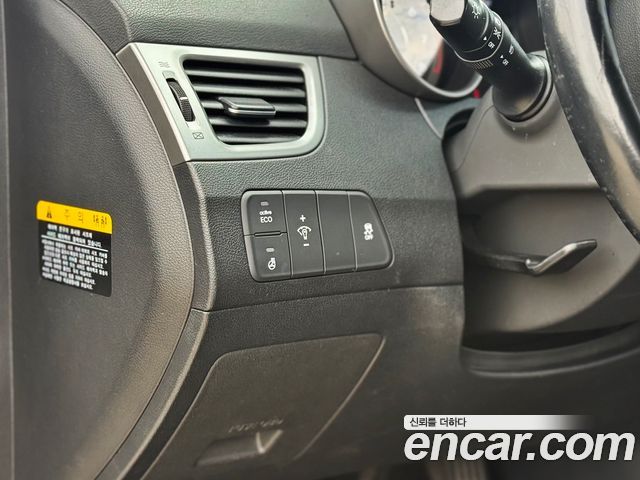 Hyundai AVANTE 2014 — photo 11