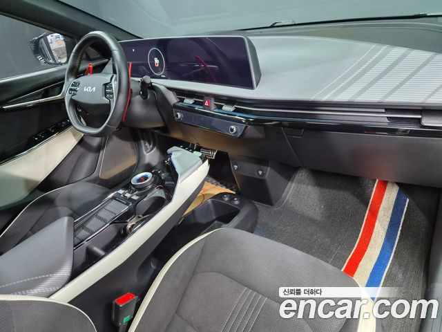 Kia EV6 2024 — photo 13