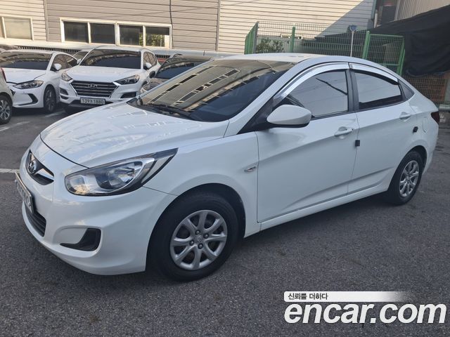 Hyundai Accent 2015 — photo 3