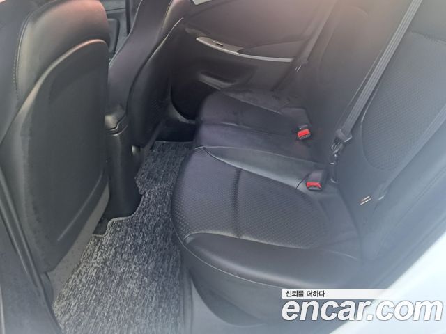 Hyundai Accent 2015 — photo 14