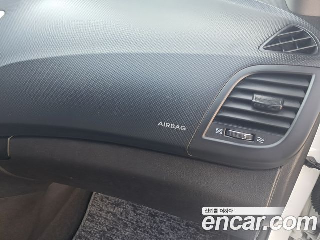 Hyundai Accent 2015 — photo 16