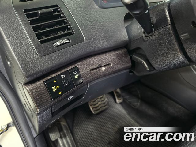 KG Mobility KORANDO 2017 — photo 15