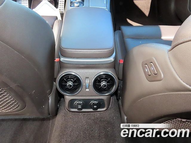 Kia Stinger 2019 — photo 17