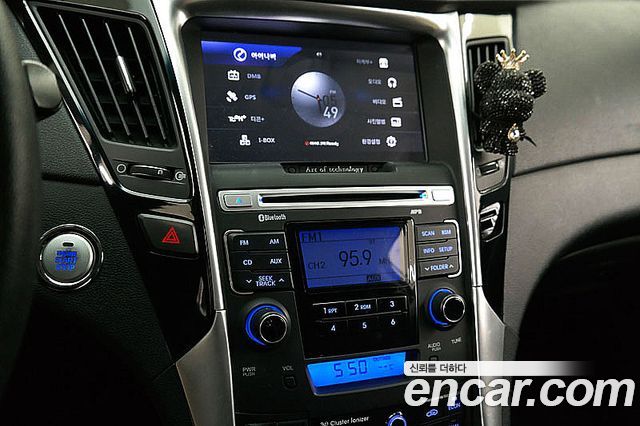 Hyundai Sonata 2012 — photo 8