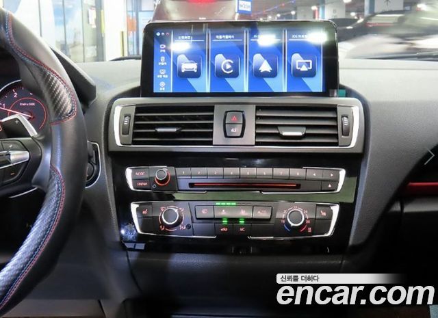 BMW 1-Series 2017 — photo 11