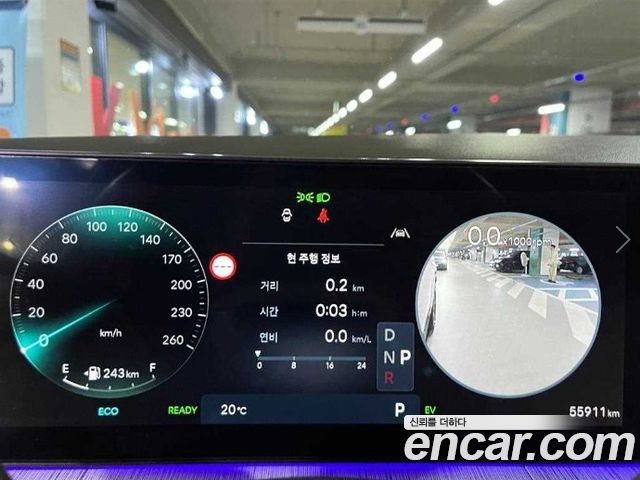 Hyundai Santafe 2025 — photo 18