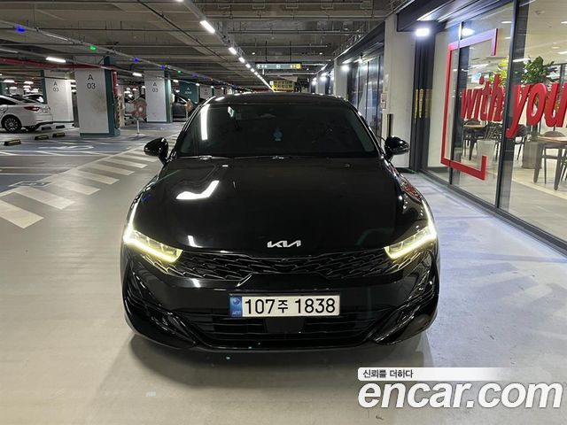 Kia K5 2023 — photo 2