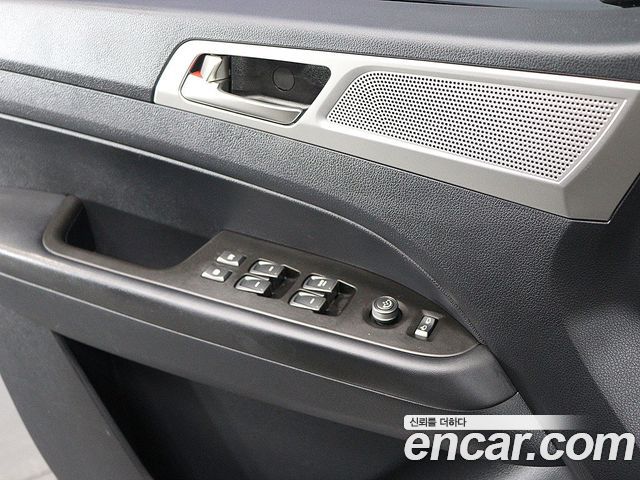 KG Mobility Rexton 2019 — photo 10