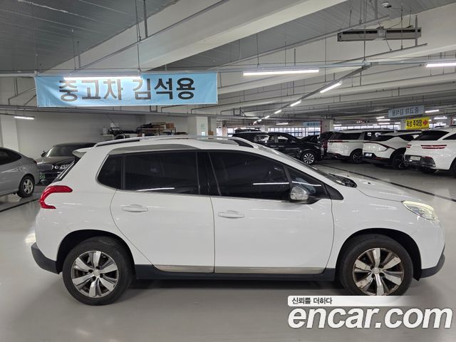 Peugeot 2008 2016 — photo 14