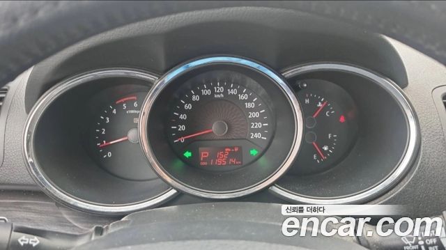 Kia Sorento 2012 — photo 4