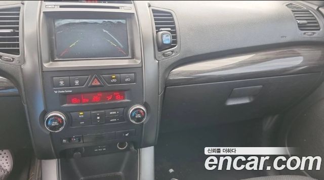Kia Sorento 2012 — photo 8