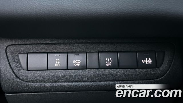 Peugeot 208 2015 — photo 13