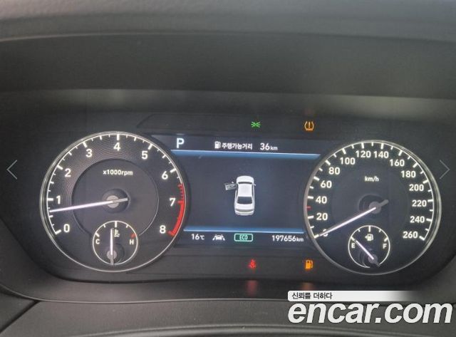 Genesis G90 2019 — photo 8